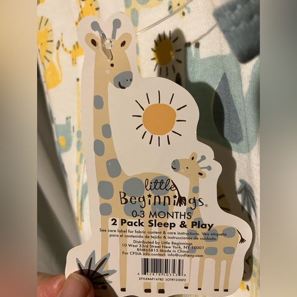 🦁 NWT 🦁 0-3 months Little Beginnings Baby Set of 2 bodysuit onesies bundle lot - Picture 3 of 4